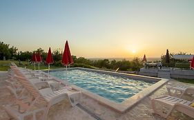 Bed And Breakfast Rogocana